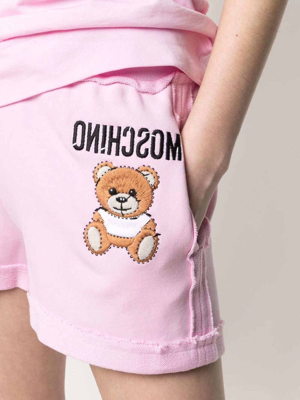 фото Moschino спортивные шорты с вышитым логотипом