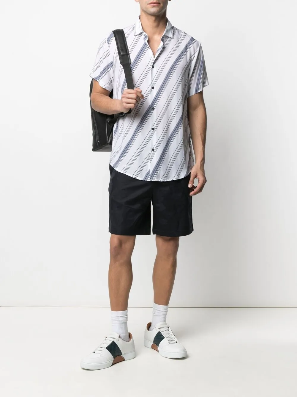 фото Emporio armani шорты с камуфляжным узором и завышенной талией