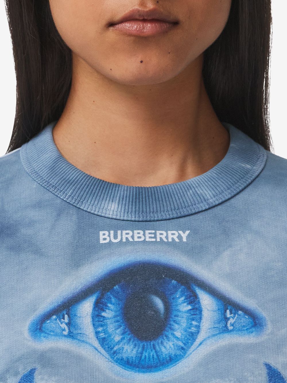 фото Burberry shark-print sweatshirt