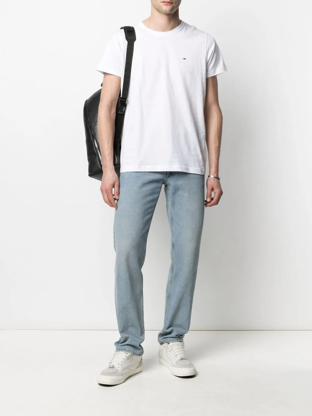 фото Tommy jeans футболка с вышитым логотипом