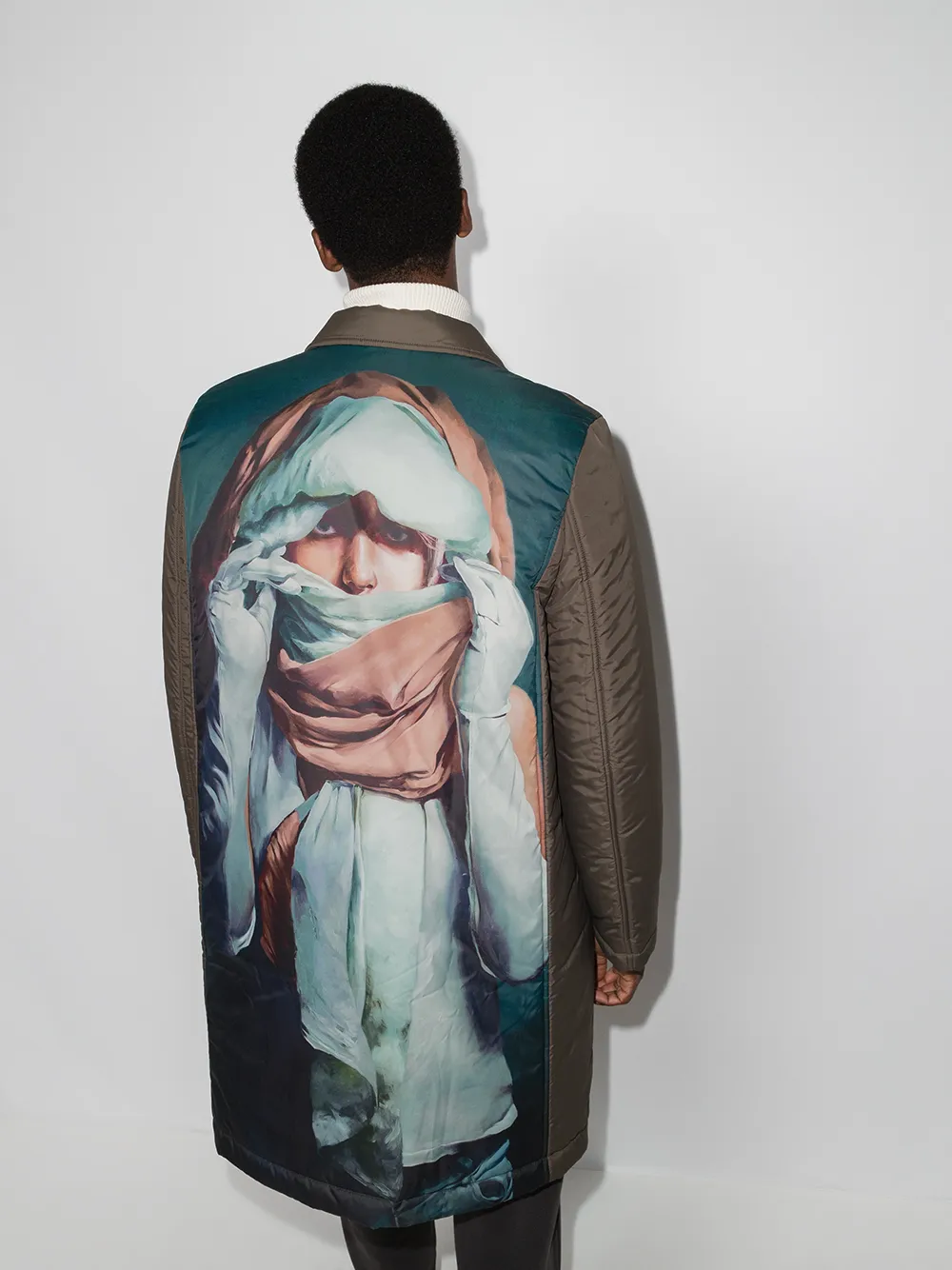 фото Undercover пуховик из коллаборации с markus akesson