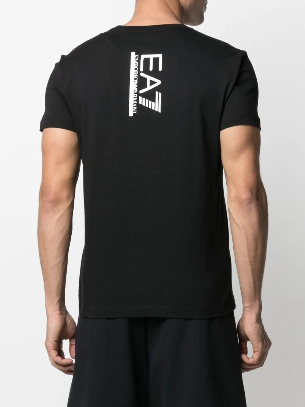 фото Ea7 emporio armani футболка с логотипом