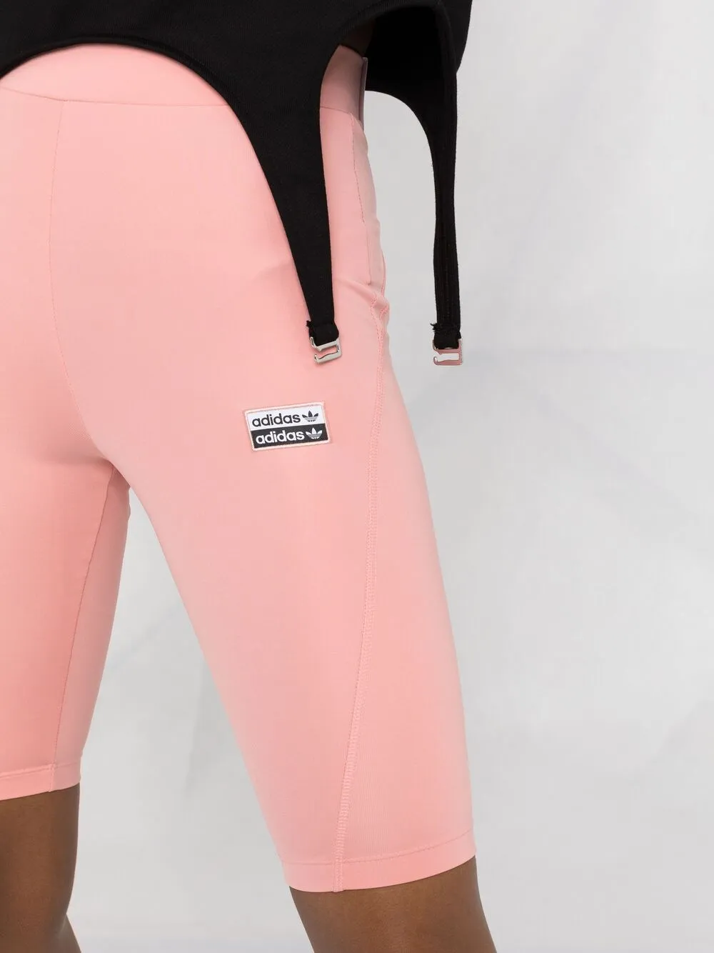 фото Adidas шорты с нашивкой-логотипом