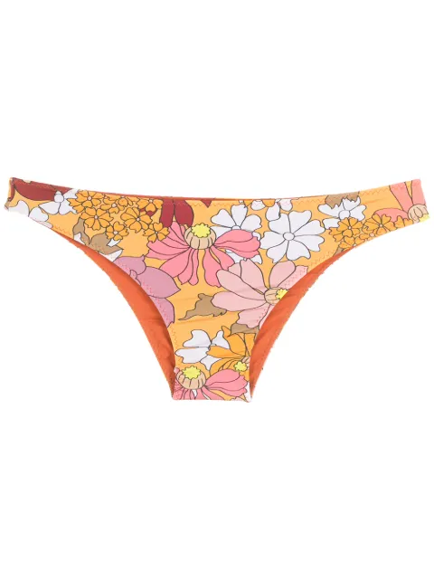 Clube Bossa calzones Niarchos 