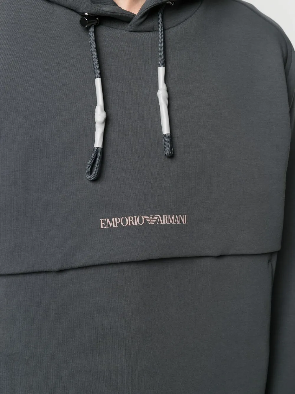 фото Emporio armani худи с потайным карманом и логотипом