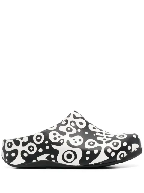 10 CORSO COMO x Fitflop SHUV clogs