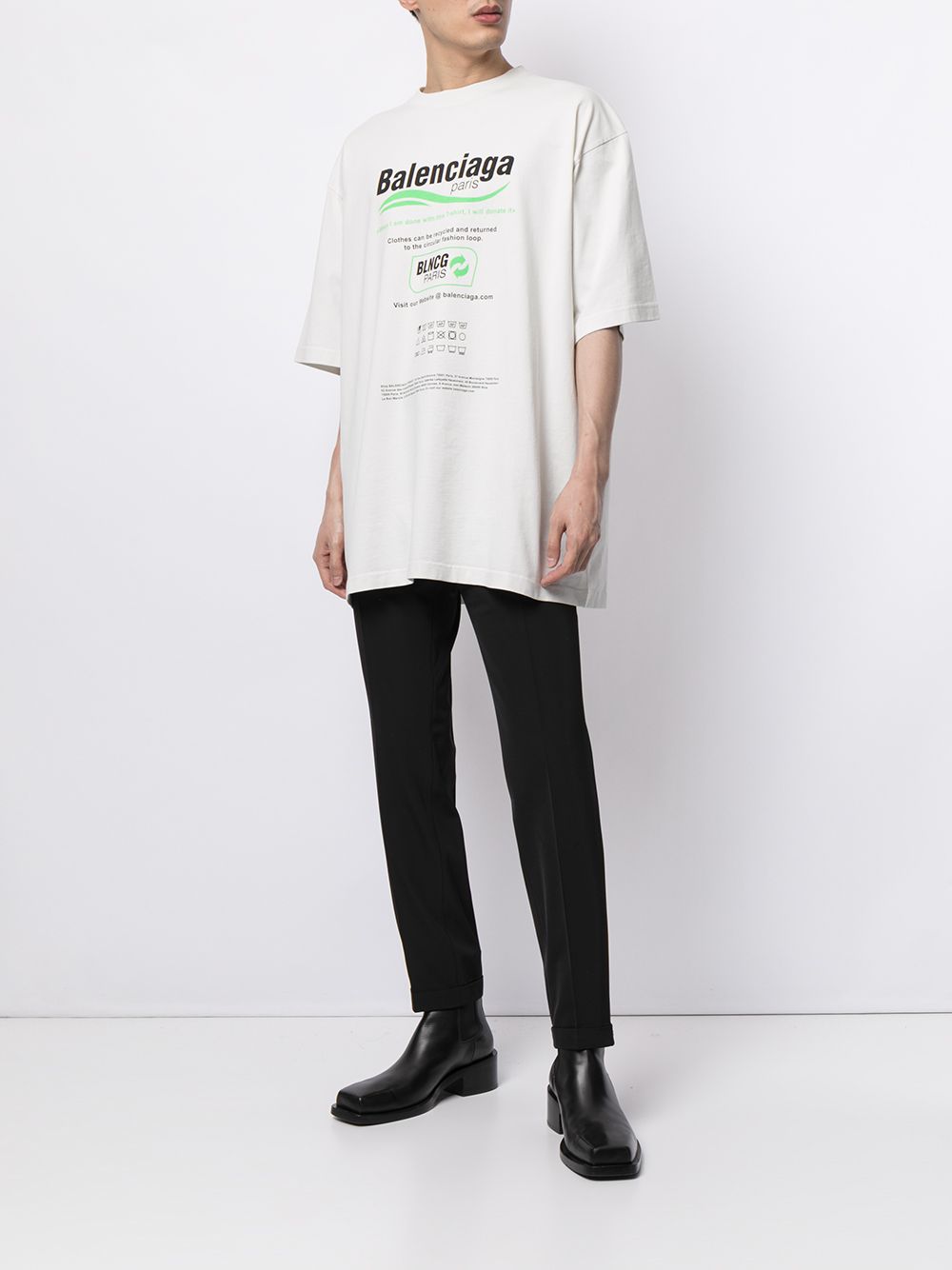Balenciaga recycle-print Jersey T-shirt - Farfetch