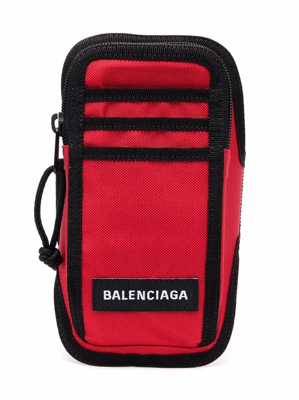фото Balenciaga чехол для телефона explorer с ремнем на руку