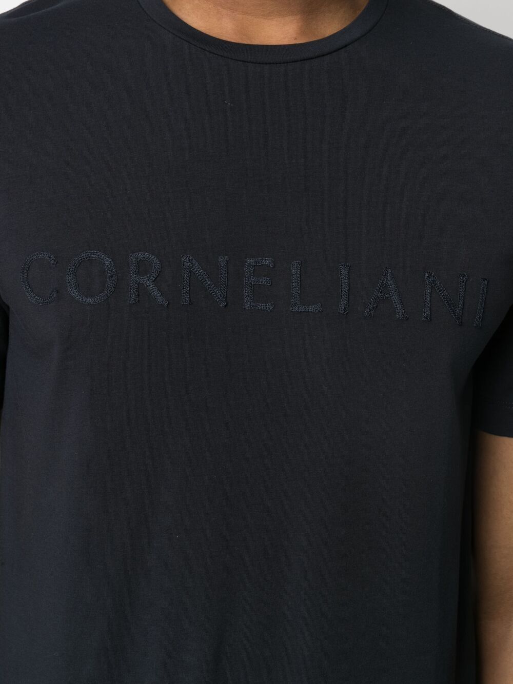 фото Corneliani футболка с вышитым логотипом