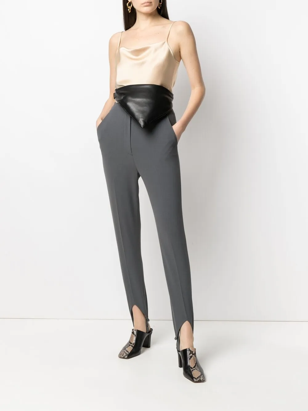 фото Nanushka топ на бретелях с воротником-хомутом