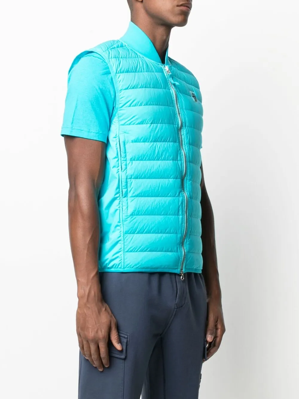 фото Stone island дутый жилет с нашивкой-логотипом