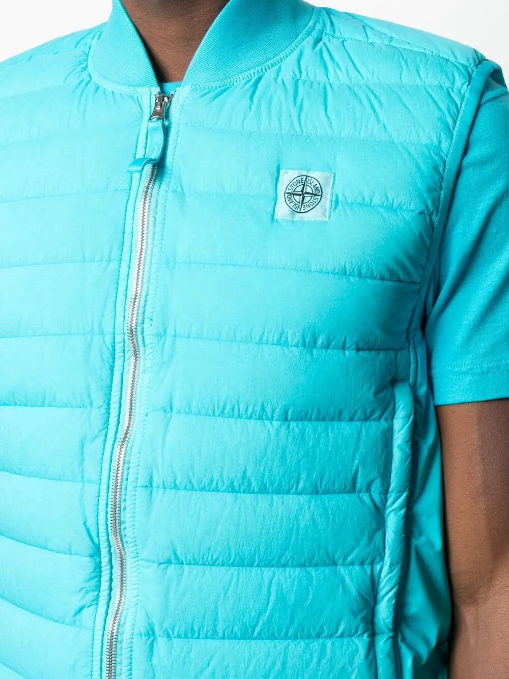 фото Stone island дутый жилет с нашивкой-логотипом