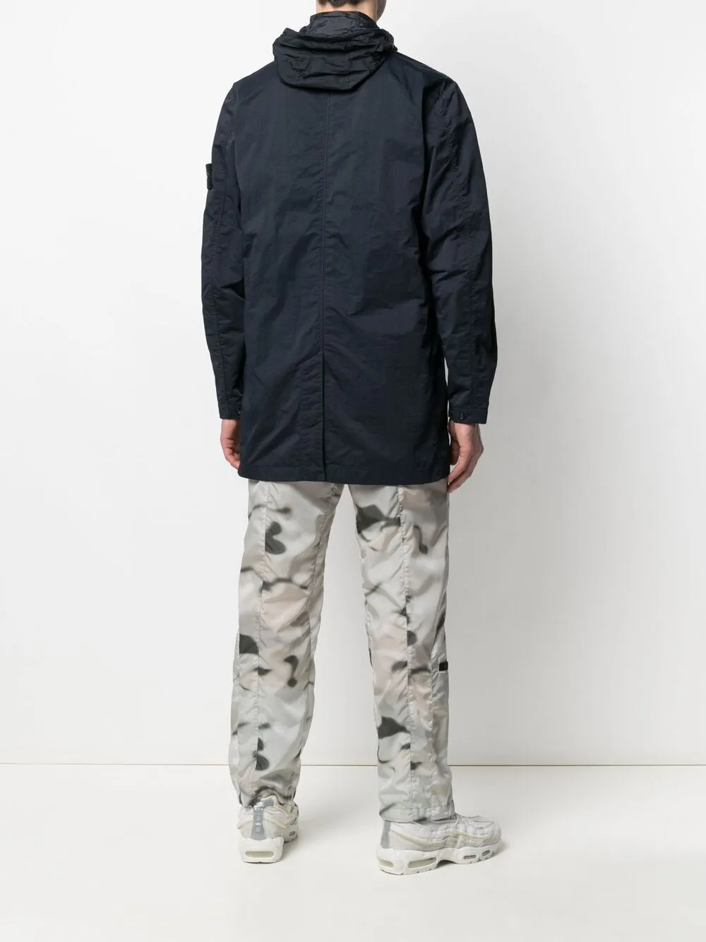 фото Stone island пальто с потайной застежкой на молнии и логотипом