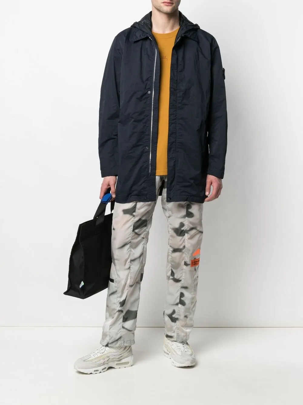 фото Stone island пальто с потайной застежкой на молнии и логотипом