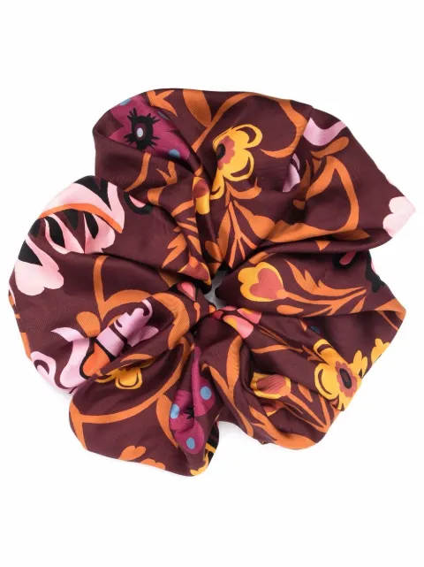 La DoubleJ Giga Haargummi mit botanischem Print