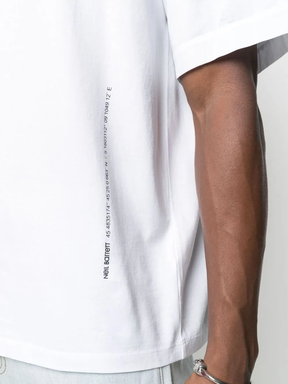 фото Neil barrett футболка с нашивкой thunderbolt