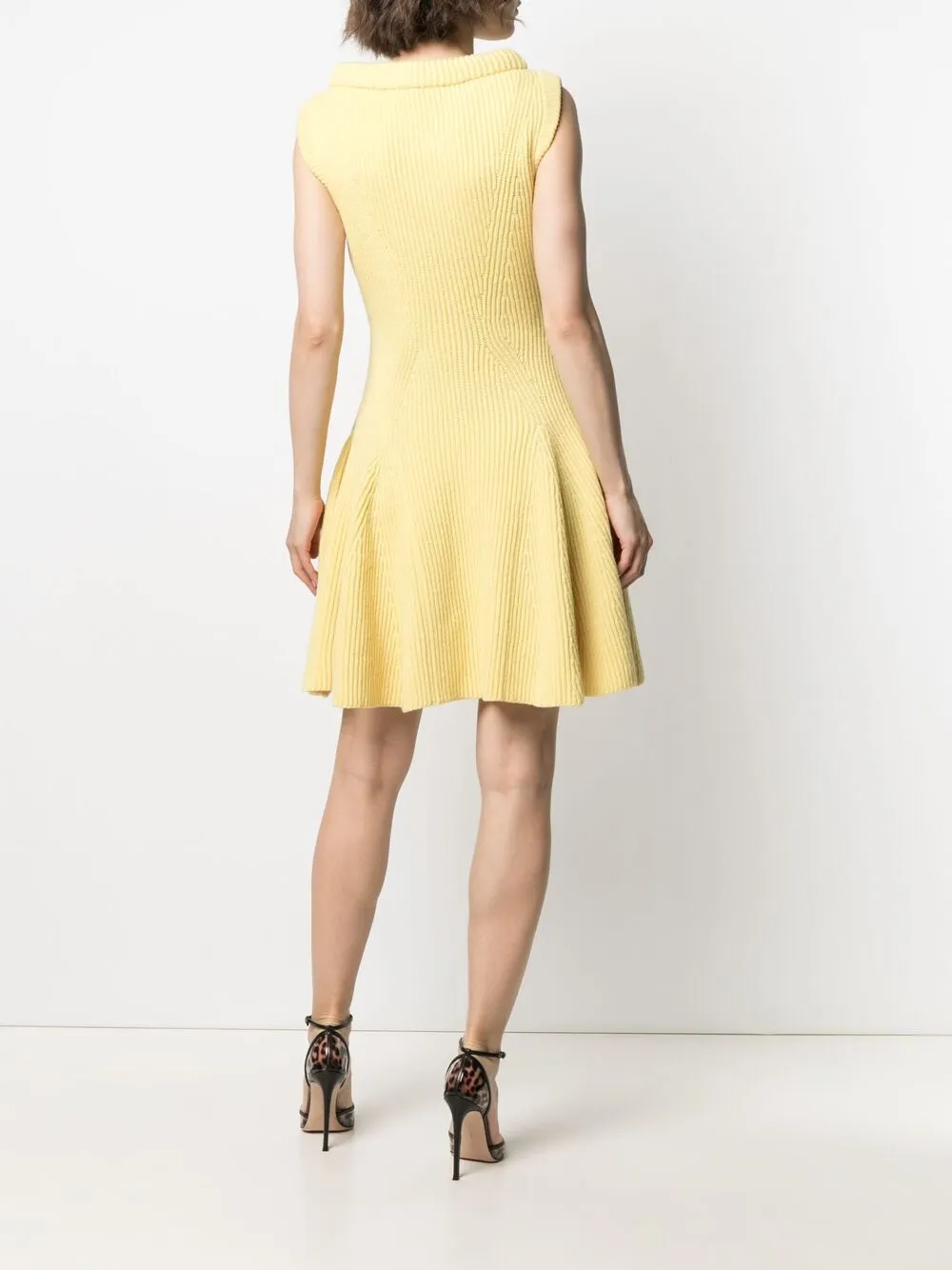 фото Alexander mcqueen трикотажное платье