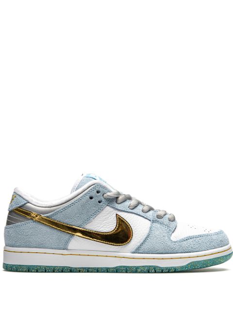 Nike x Sean Cliver SB Dunk Low Pro QS “Holiday Special” sneakers WOMEN