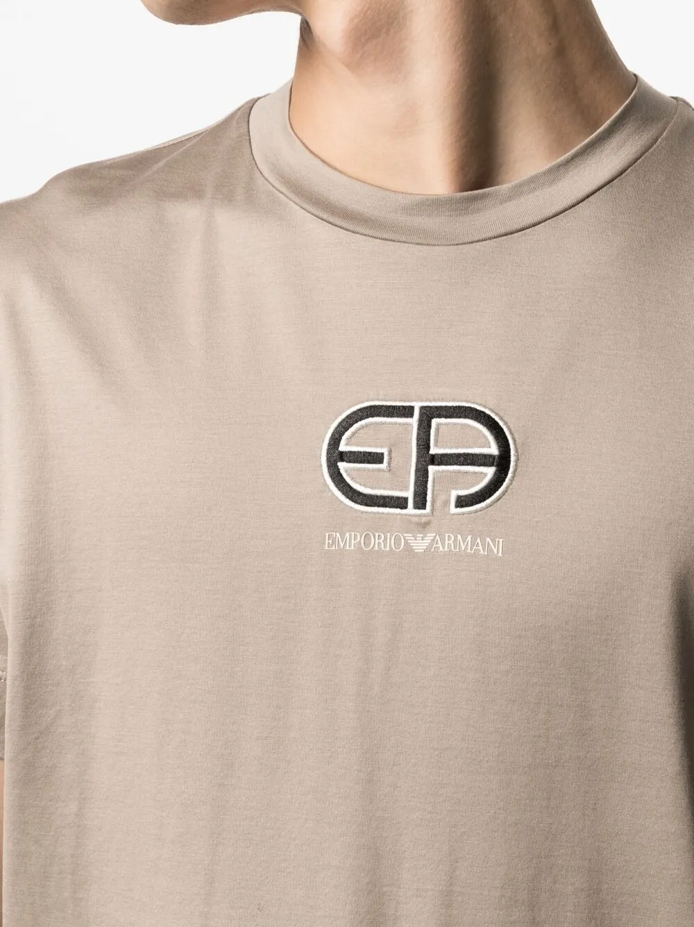 фото Emporio armani футболка с нашивкой-логотипом