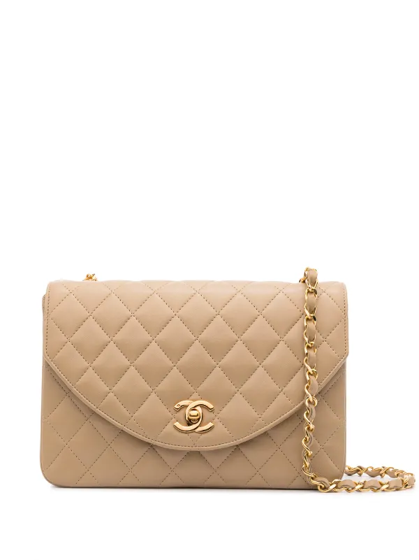 nude chanel flap