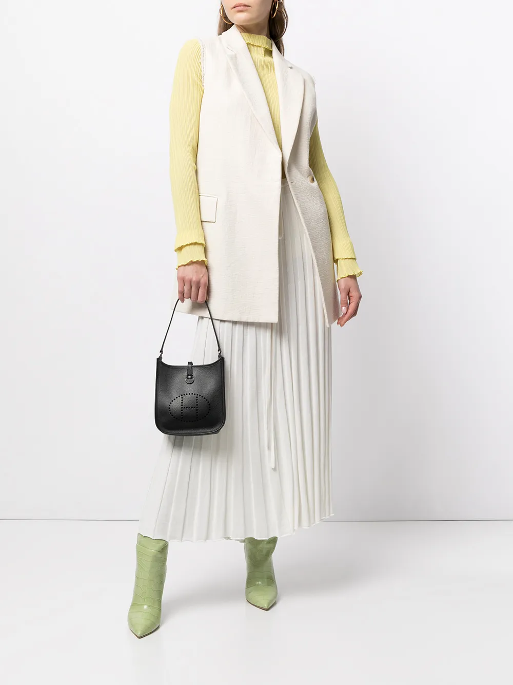 фото Hermès маленькая сумка на плечо evelyne tpm 2005-го года