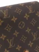 Louis Vuitton شنطة كروس 'تامبورين' كلاسيكية 2004