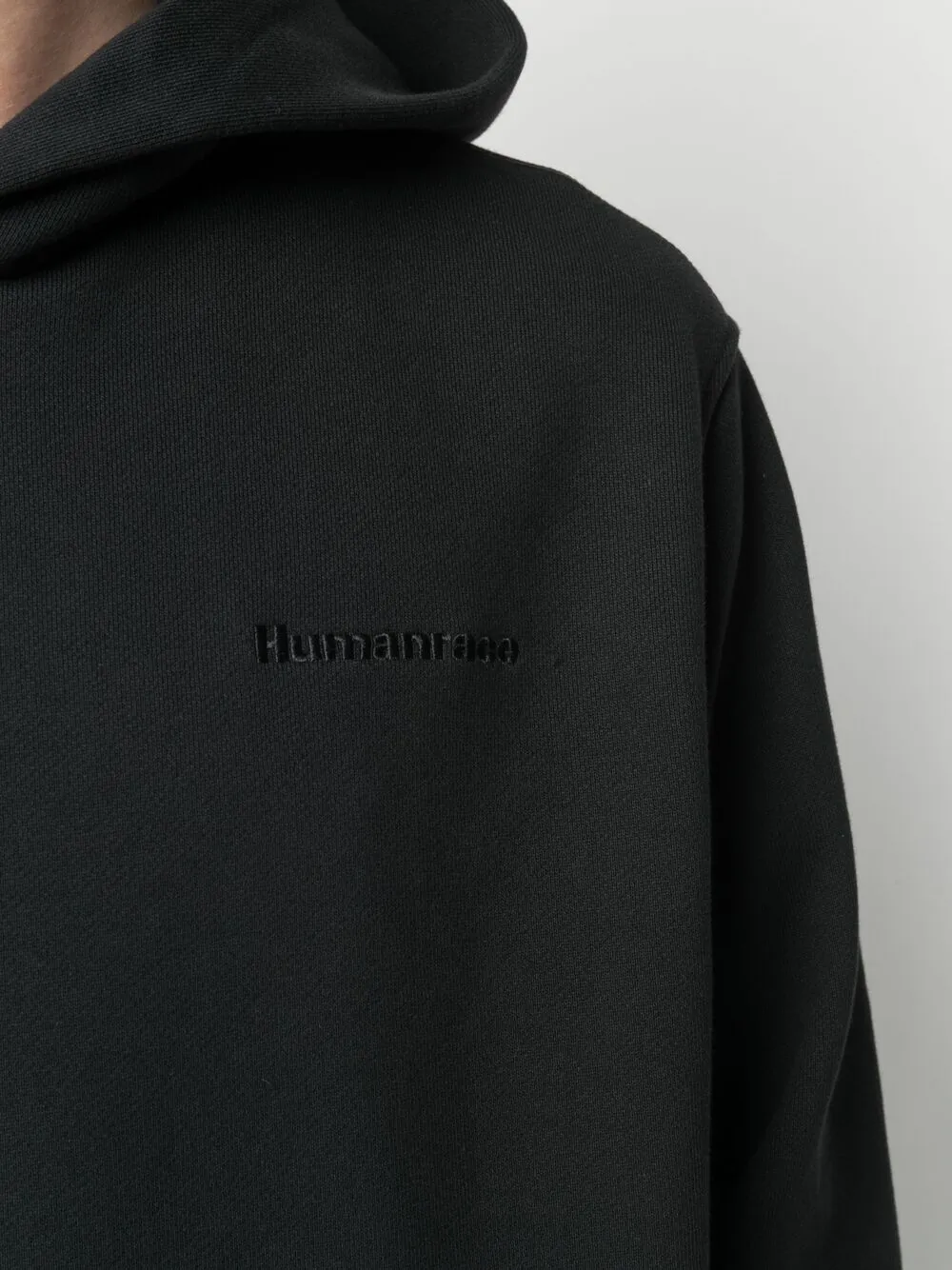 фото Adidas худи с вышитым логотипом