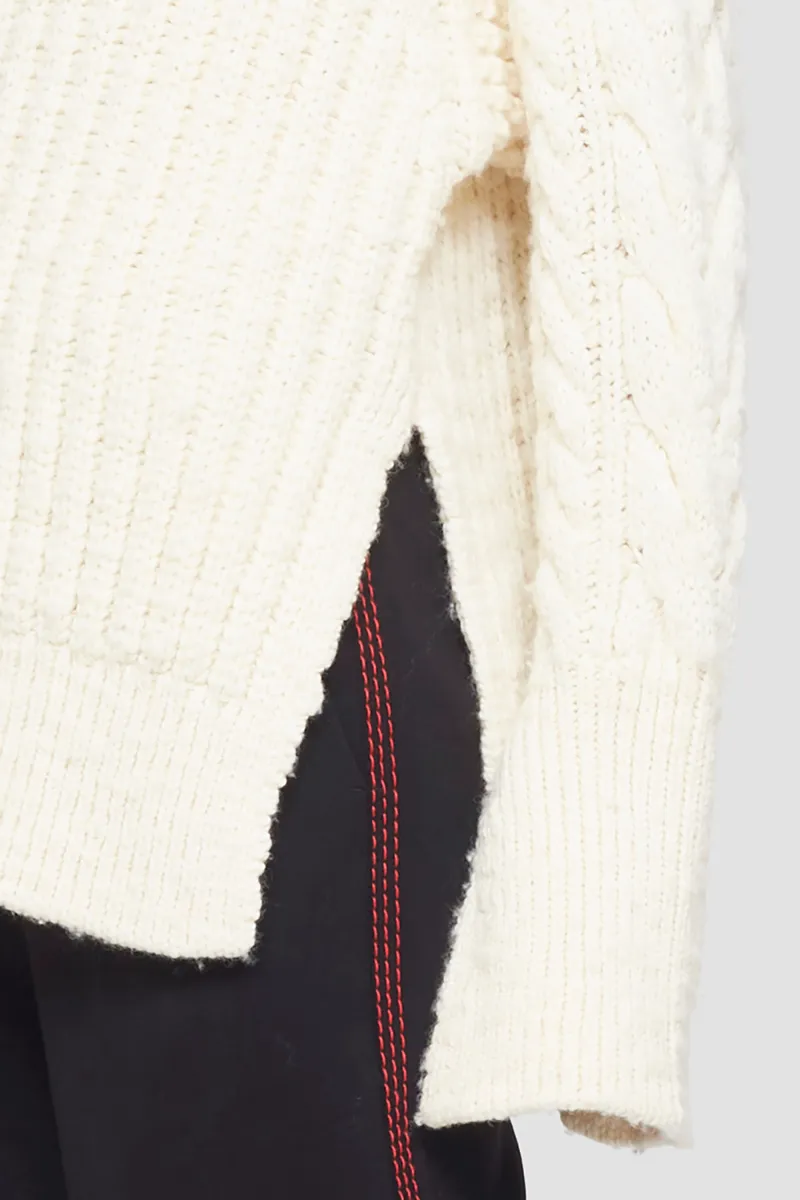 Chunky Knit Long Sleeve Turtleneck 