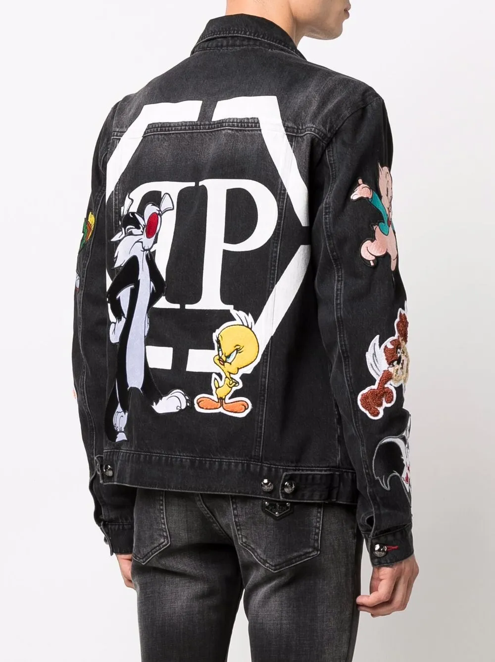 фото Philipp plein джинсовая куртка из коллаборации с looney tunes