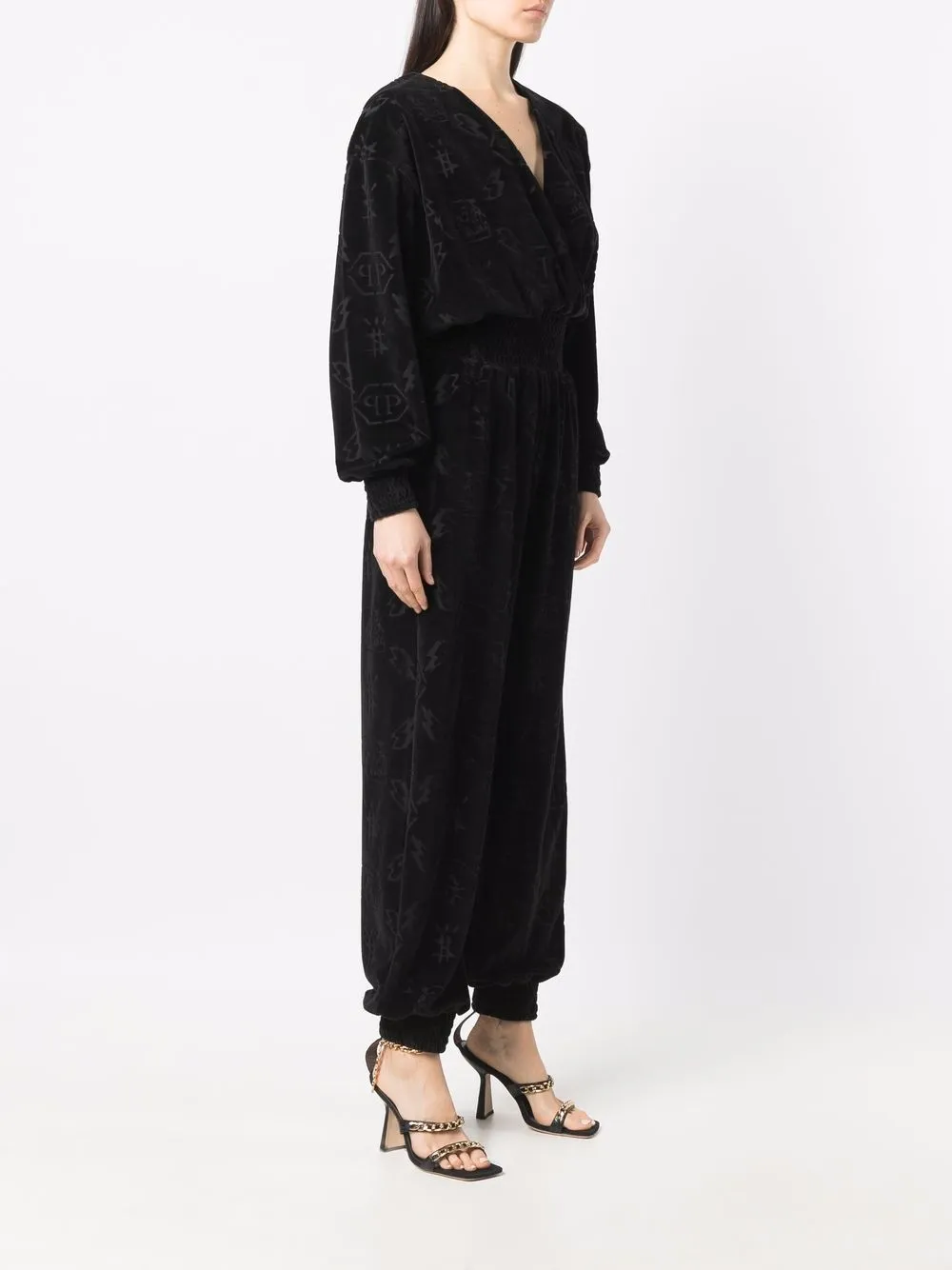 фото Philipp plein бархатный комбинезон с монограммой