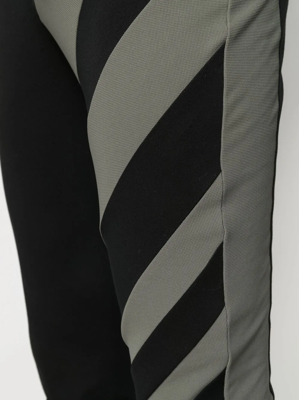 фото Kiko kostadinov брюки flauta в полоску