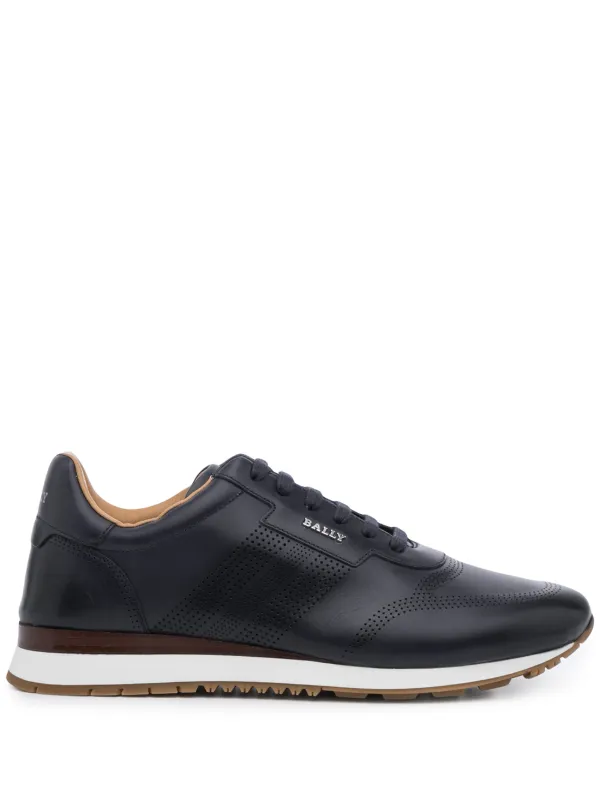 farfetch mens trainers