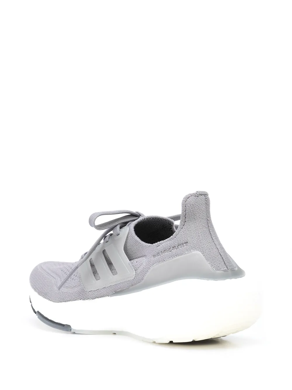 фото Adidas кроссовки на шнуровке