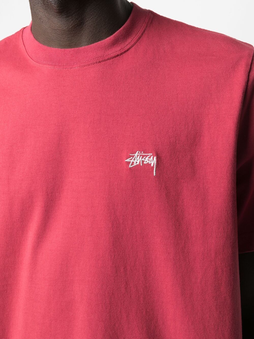 фото Stussy футболка с вышитым логотипом