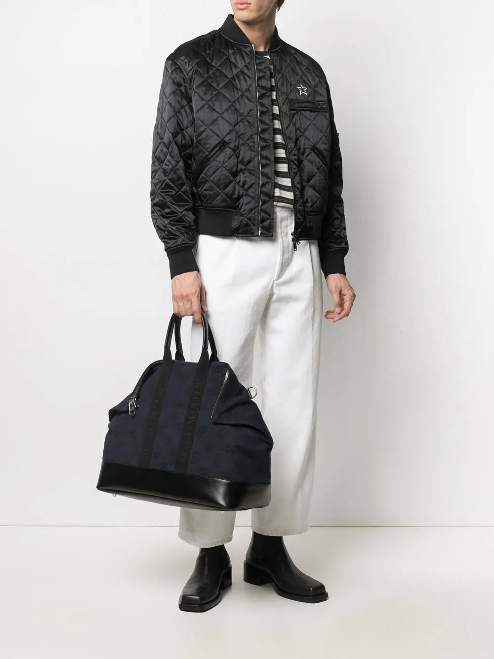 фото Alexander mcqueen дорожная сумка с логотипом skull