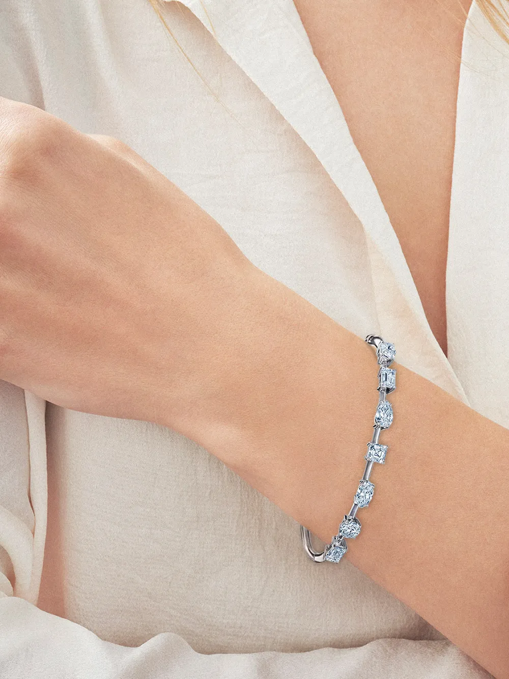  Kwiat 18kt Weißgoldarmreif Mit Diamanten   Silber 