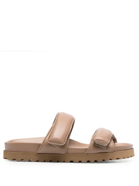 perni 11 sandals