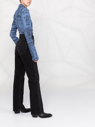 high-waisted flared jeans展示图