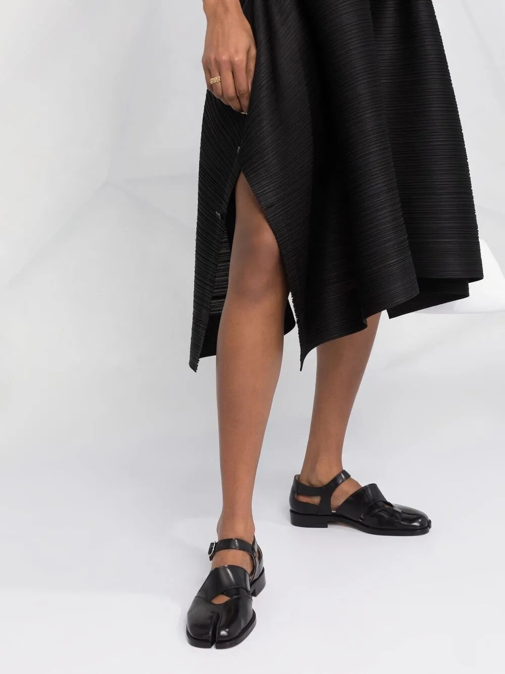 фото Pleats please issey miyake расклешенное платье миди