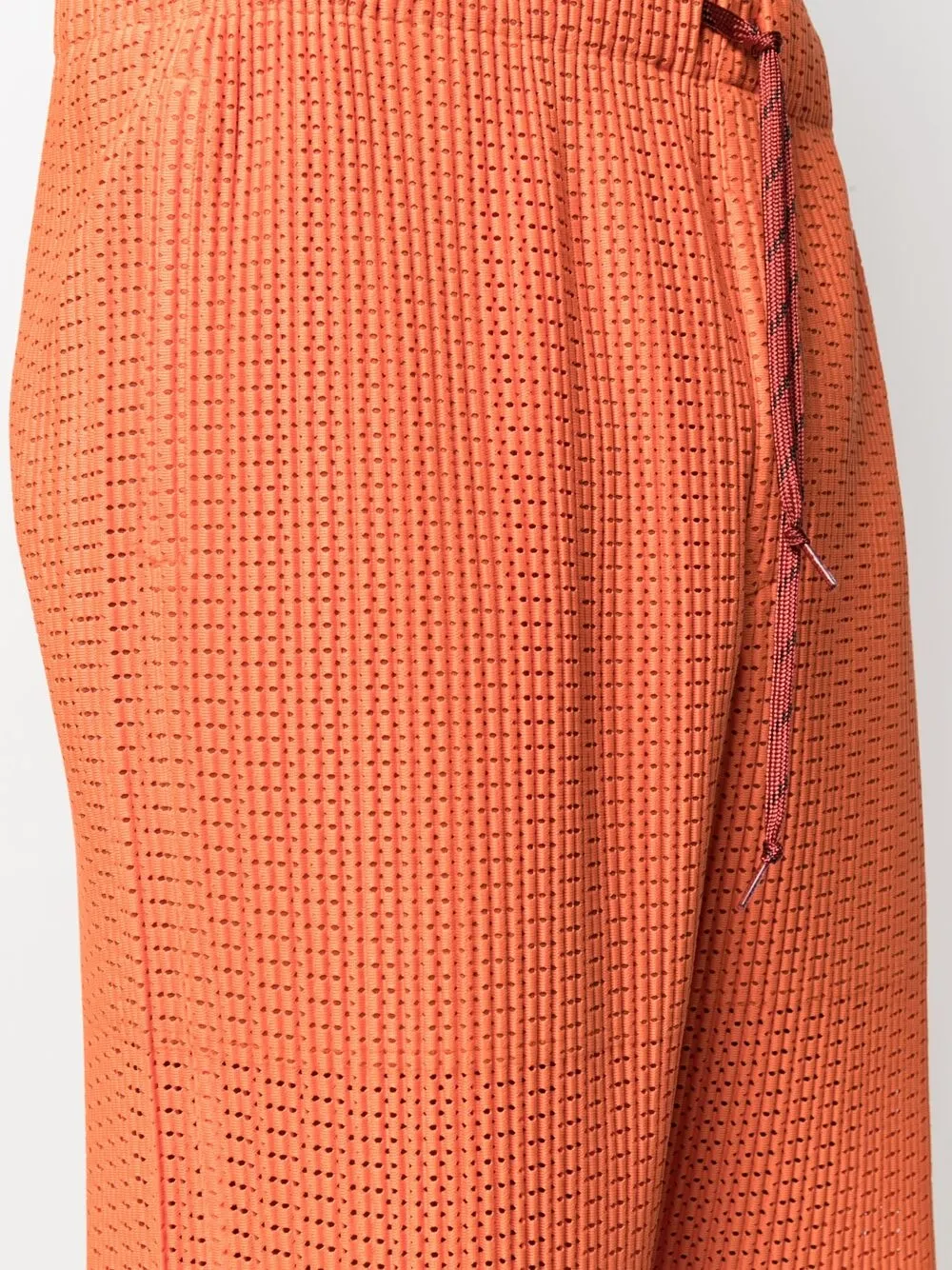 фото Homme plissé issey miyake спортивные шорты с кулиской