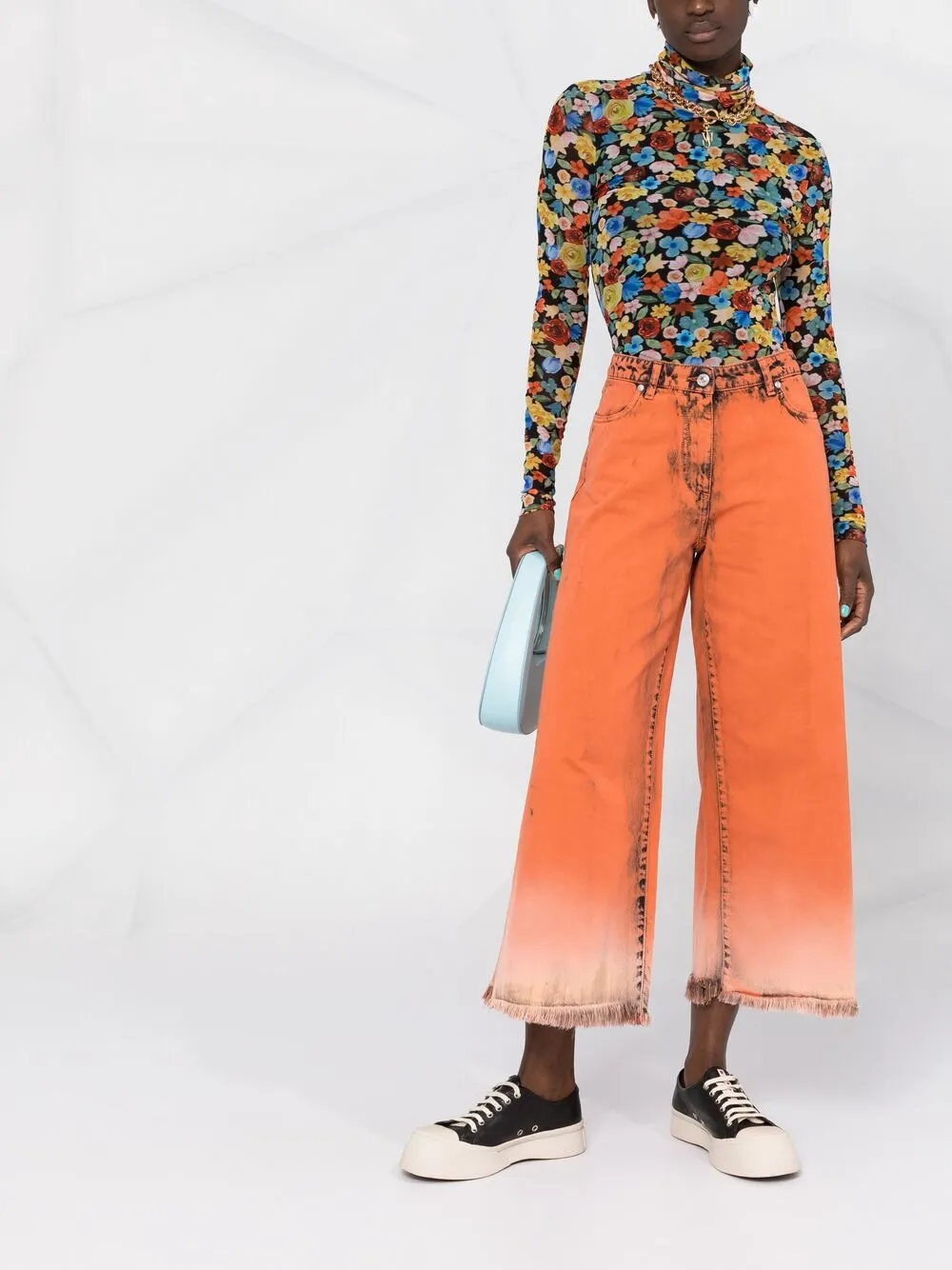 фото Msgm широкие джинсы из вареного денима