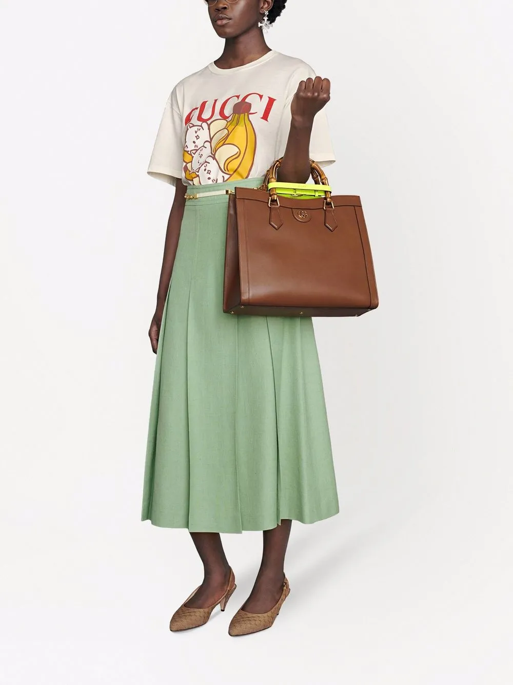 фото Gucci футболка с принтом из коллаборации с bananya