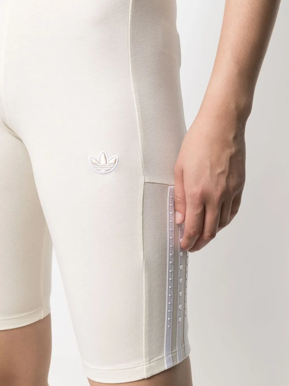 фото Adidas облегающие шорты adicolor с заклепками