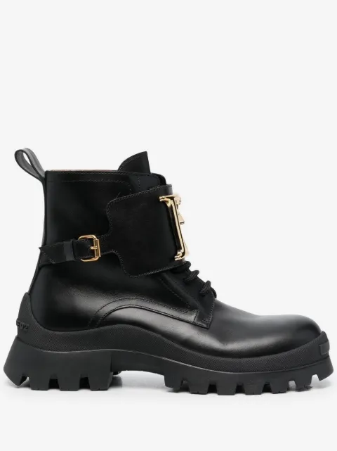 DSQUARED2 ディースクエアード ロゴプレート アンクルブーツ