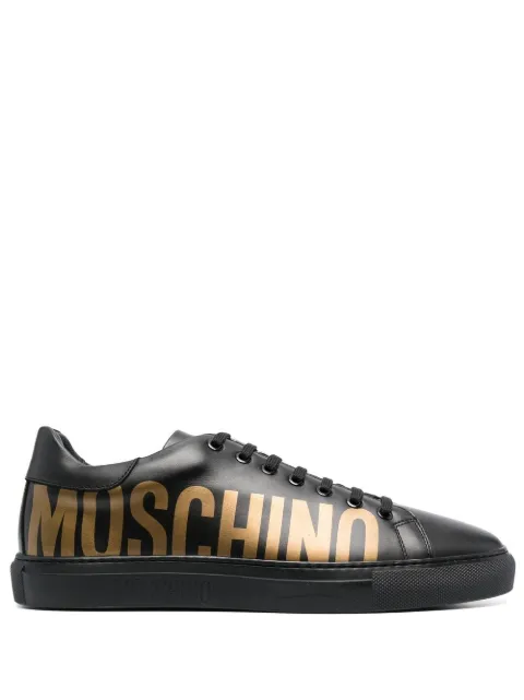 Moschino с логотипом