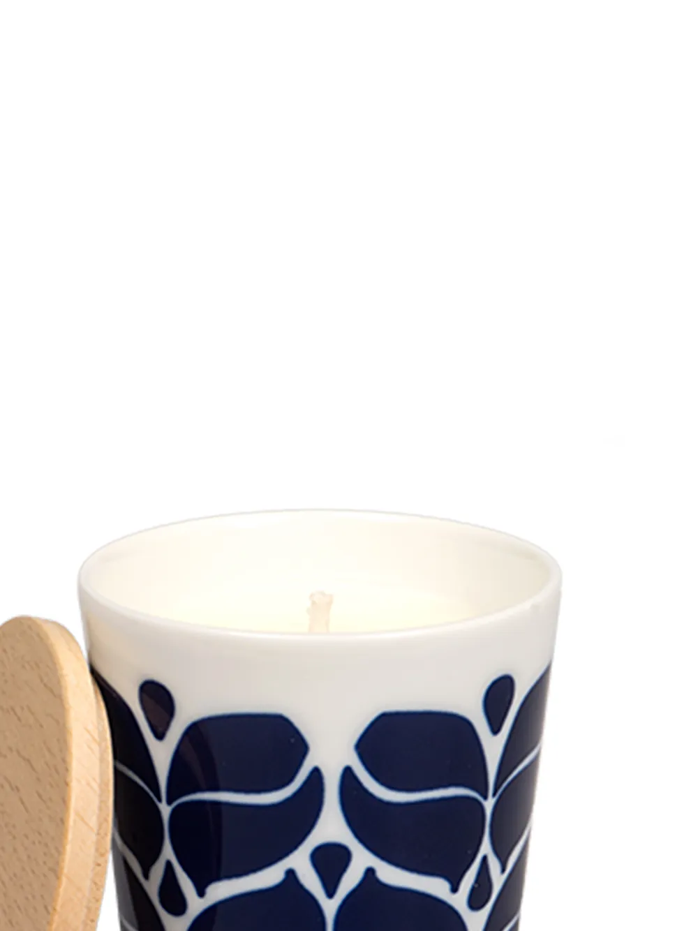 Shop Sargadelos Flor De Algodón Candle In Blue