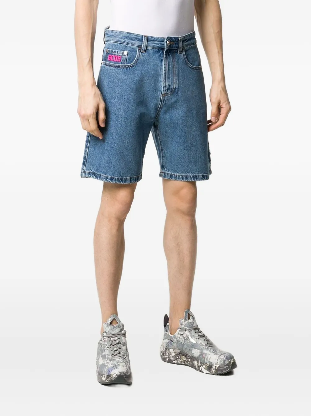 GCDS logo-appliqué denim shorts - Blauw