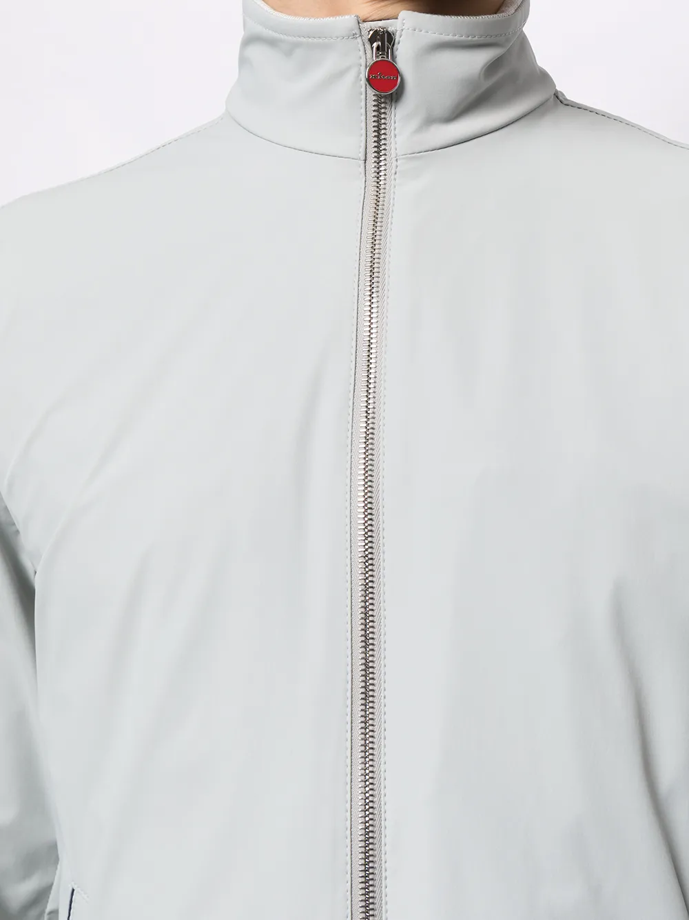 фото Kiton легкая куртка с высоким воротником