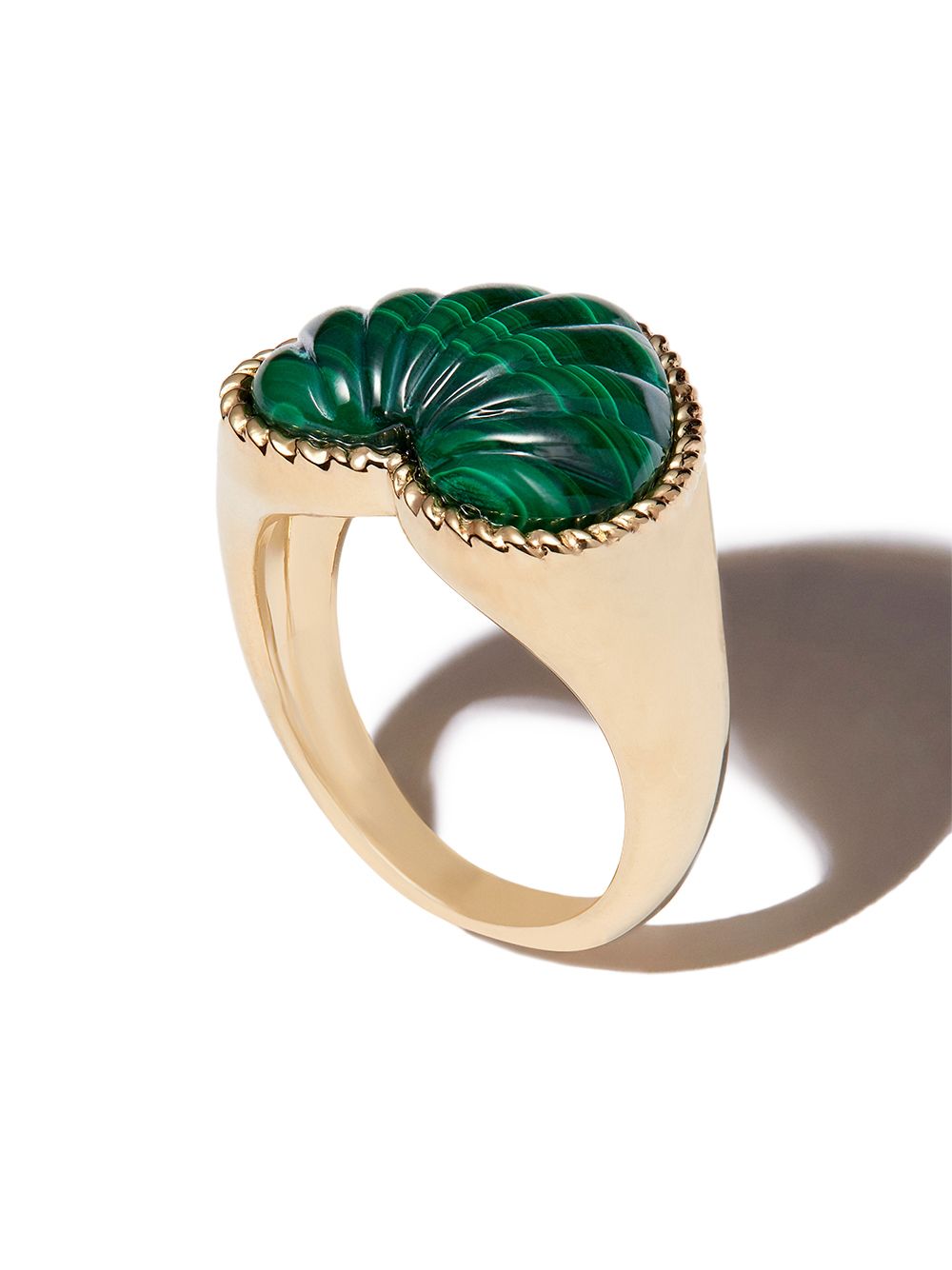 фото Yvonne léon 9kt yellow gold malachite signet ring