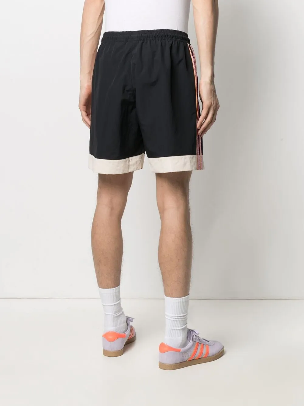 фото Adidas спортивные шорты